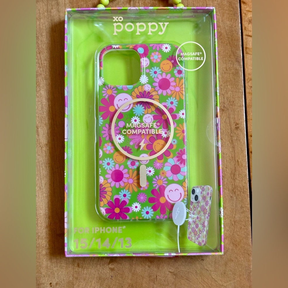xo poppy iPhone 15/14/13 Case MAGSAFE Compatible New In Box